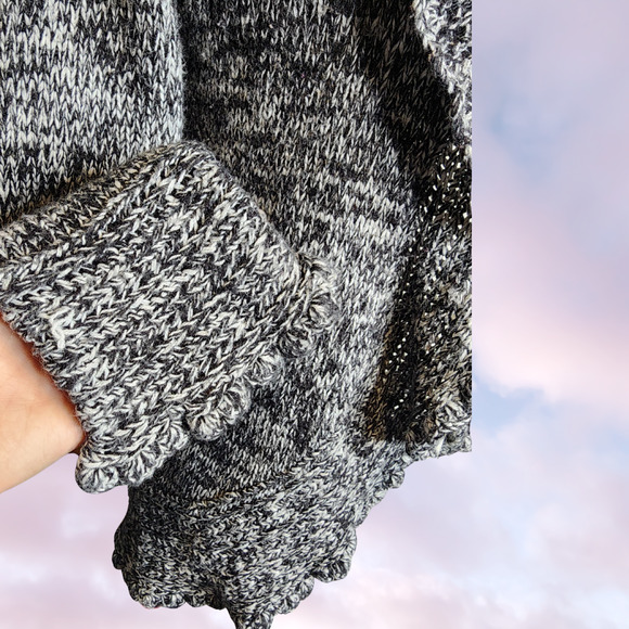 Vtg Y2k AmyByer Gray Black White Ruffle Warm Knit Sweater Preppy Open Cardigan M - Picture 2 of 5